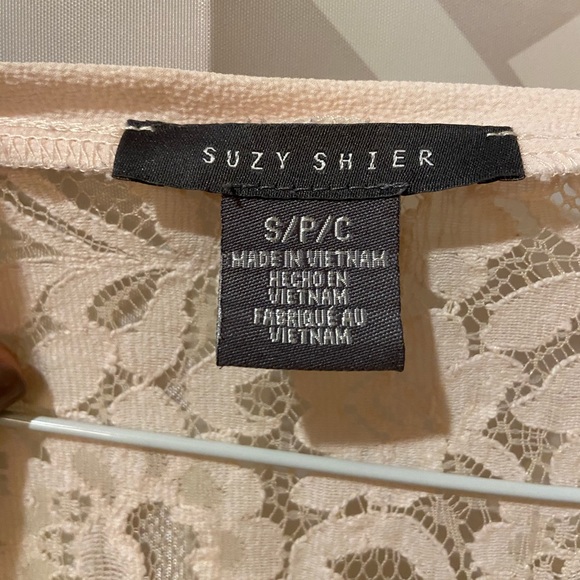 Pink blouse - Picture 3 of 3